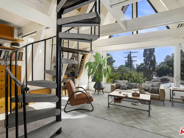 1815 Laurel Canyon Blvd, Los Angeles, CA 90046