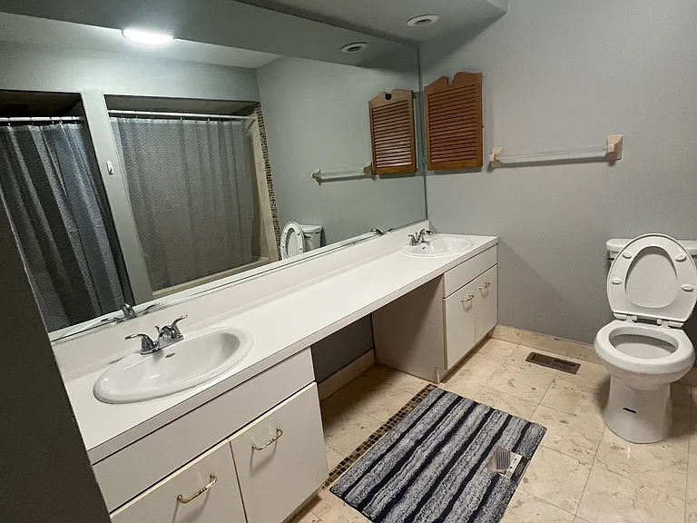 83 Bond St — Photo 34