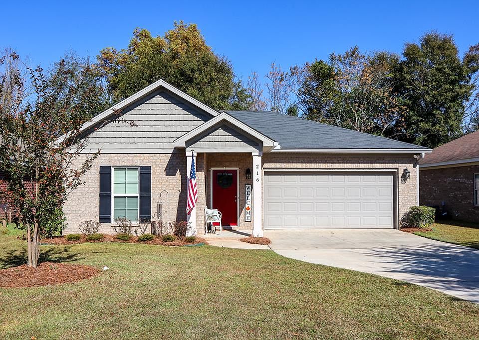 1st image of 216 Belhaven Dr