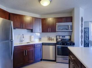 6 W Grand Ave #1810, Chicago, IL 60654