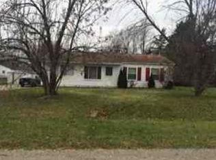 3716 Queensbury Rd, Orion, MI 48359