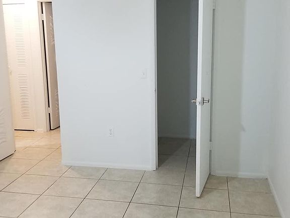 5th image of 7677 Timber River Cir