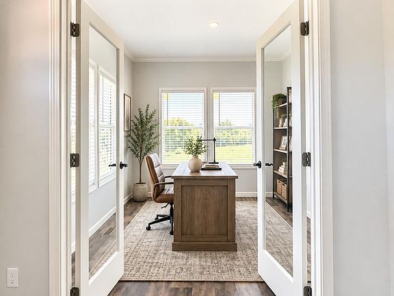 3rd image of 4420 Barding Dr