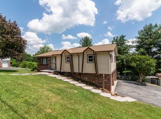 446 Brookhill Dr, Abingdon, VA 24210