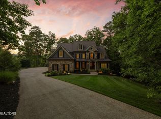 2533 Woodland Reserve Ln, Knoxville, TN 37919