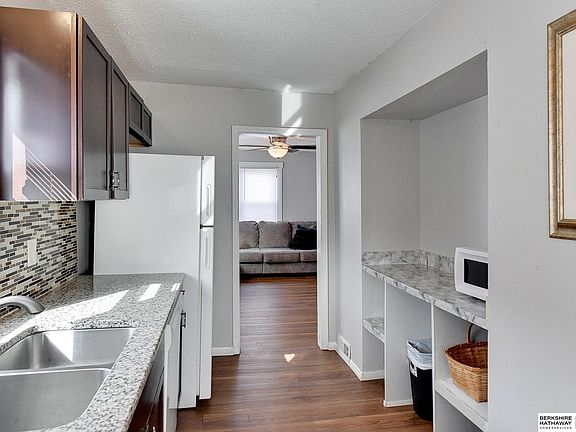5th image of 6523 Blondo St