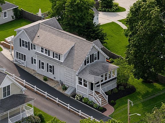 2nd image of 19 Hersey St