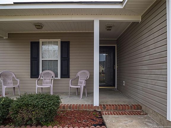 4th image of 3588 Pioneer Dr