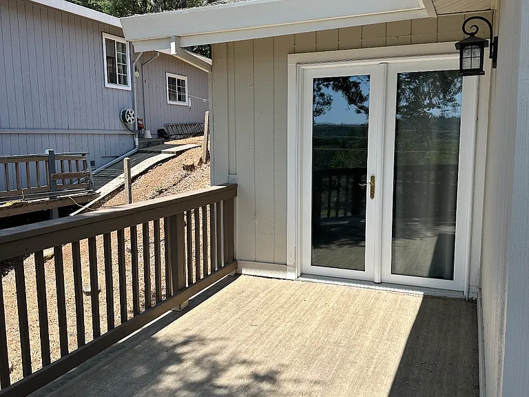 Torrey Pines Dr — Photo 15