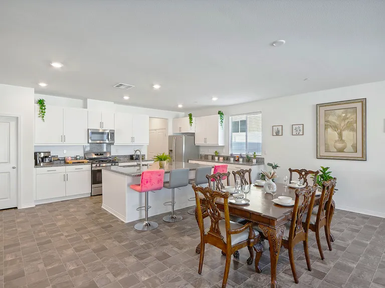 Enjoy a spacious dining area, perfect for gatherings and meals!