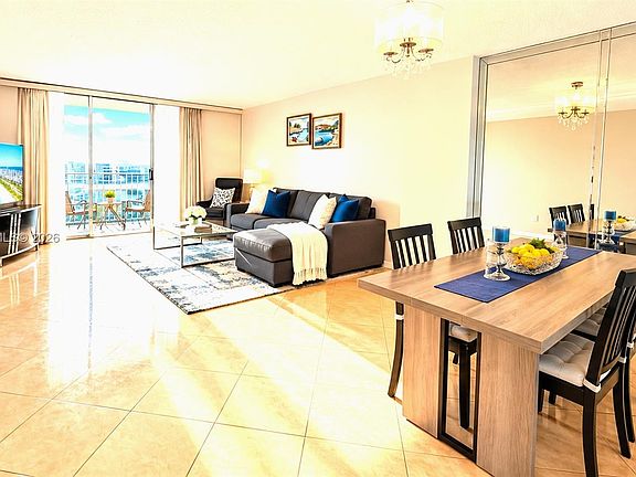 3rd image of 2801 NE 183rd St APT 1805W