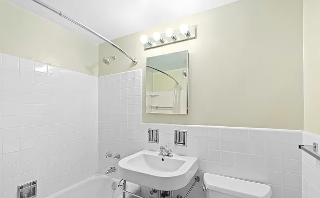 Sold by William Raveis Real Estate | media 8