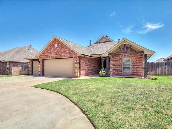 2nd image of 724 Tall Grass Dr