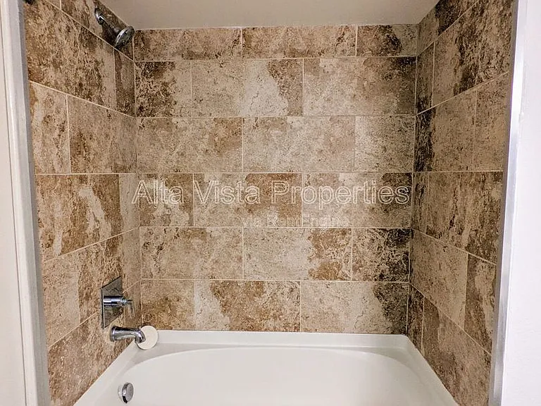 1435 India St #316 — Photo 10