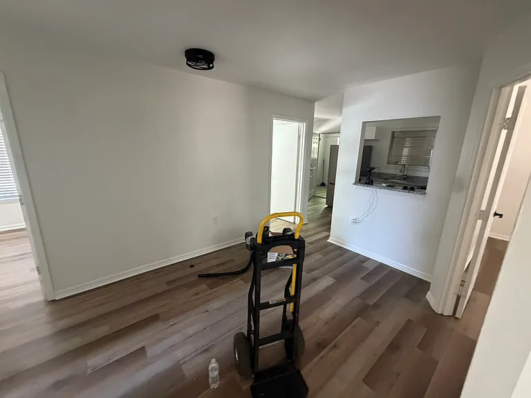 1215 NW 6th Pl — Photo 5