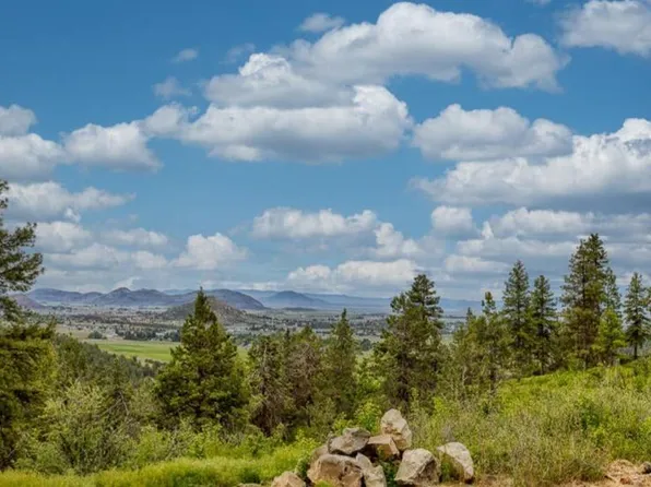 852 Abbott Mountain Way #36, Klamath Falls, OR 97601