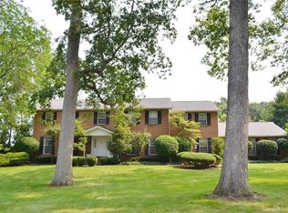 201 Stephen Ln, Springfield, OH 45505