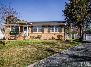 906 Bryn Mawr Ct, Apex, NC 27502