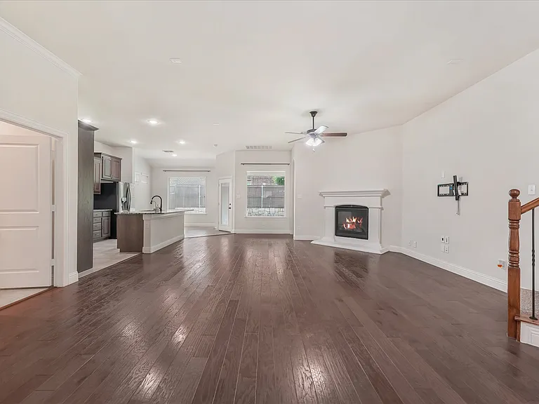 10305 Georgetown Pl — Photo 2