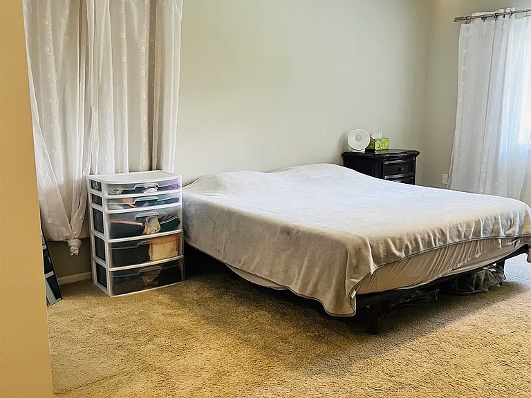 1018 Ganser Dr — Photo 9
