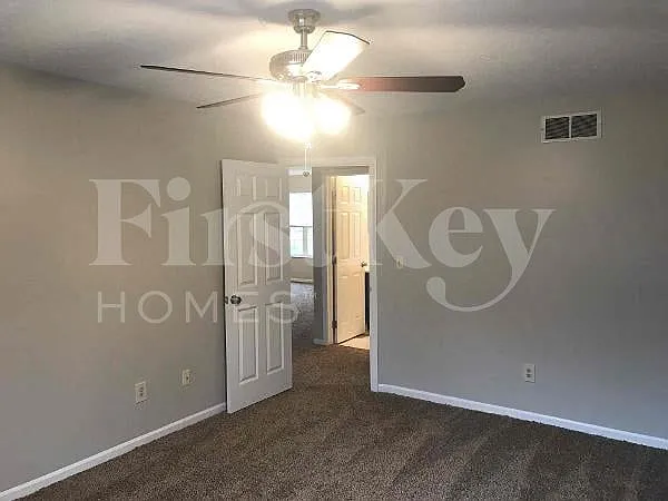 40 Sprucewood Ct — Photo 27