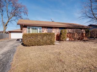 7054 Stanford Dr, Bridgeview, IL 60455