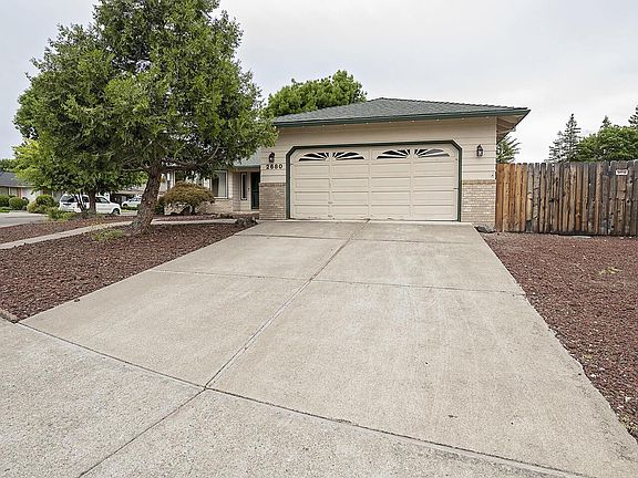3rd image of 2680 Lawnview Dr
