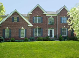 87 Creekside Rd, Hopewell Junction, NY 12533