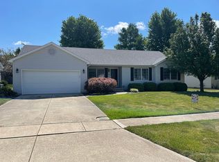 578 Lauren Ln, Forsyth, IL 62535