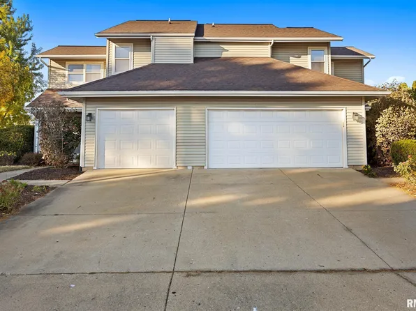 1101 Eisenhower Dr, Pekin, IL 61554