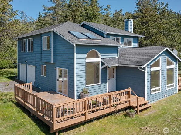 126 Ocean View Drive, Friday Harbor, WA 98250