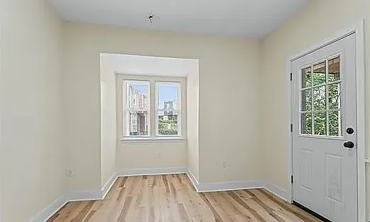 2041 Stenton Ave — Photo 9