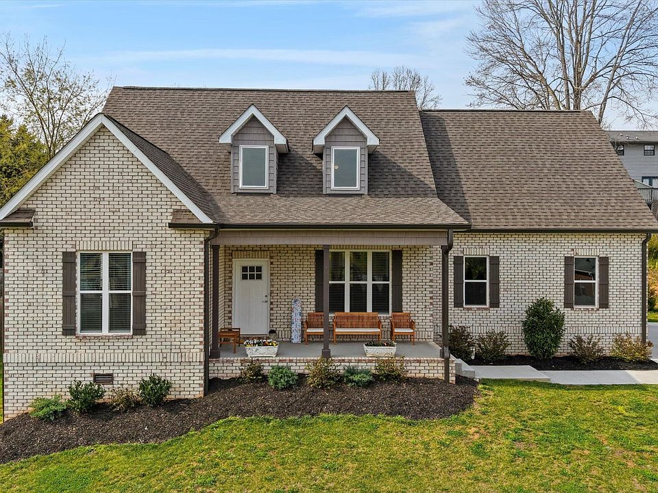 1st image of 115 Crossroads Blvd