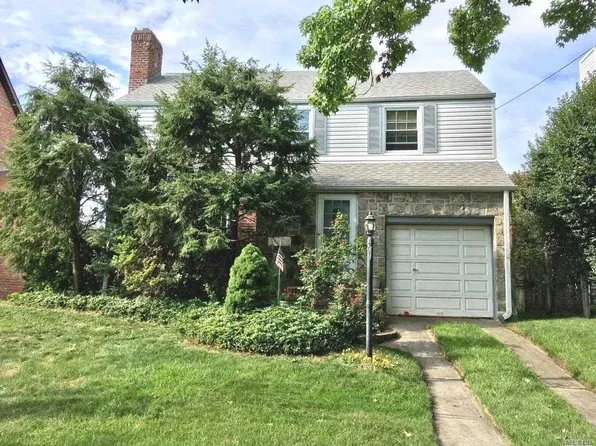 16249 13th Ave, Flushing, NY 11357