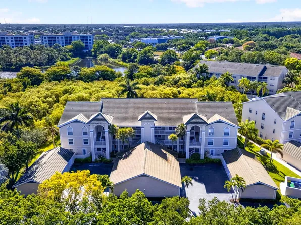 28851 Bermuda Lago Ct Unit 104, Bonita Springs, FL 34134