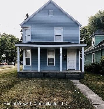 1st image of 852 College Ave NE #2