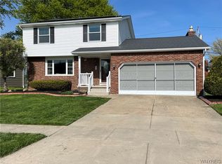 44 Cheryl Rd, West Seneca, NY 14224