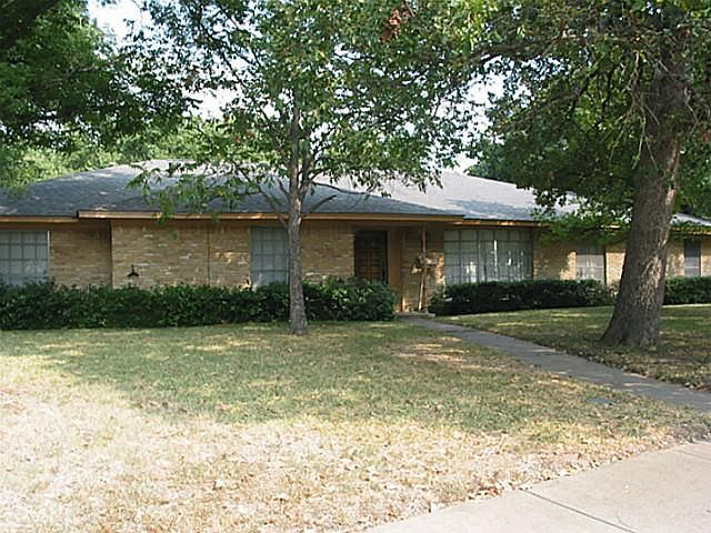 1st image of 1522 Cypress Dr