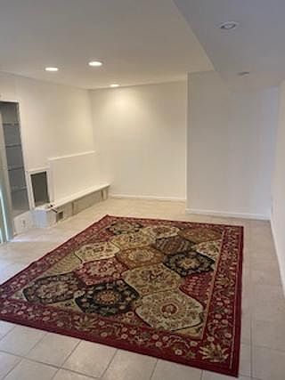 2nd image of 137 Rockville Ave