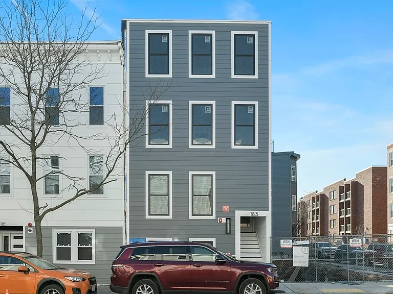 183 Maverick St #3 — Photo 14