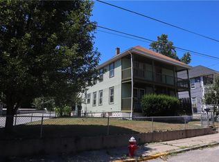 12 7th Ave, Woonsocket, RI 02895