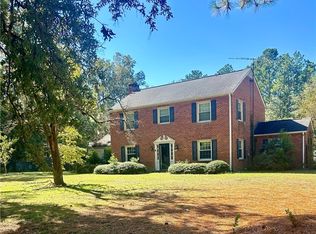 1203 N Fulton St, Raeford, NC 28376