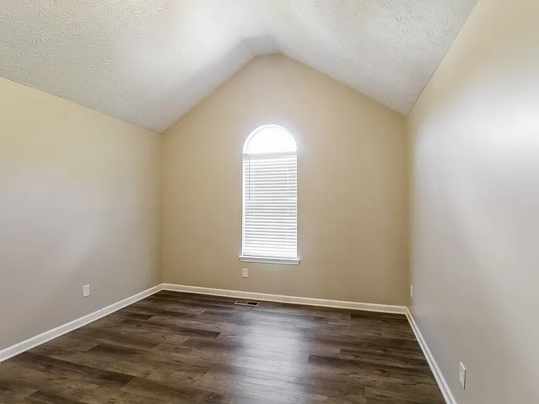 2098 Sugar Creek Falls Ct SE — Photo 13