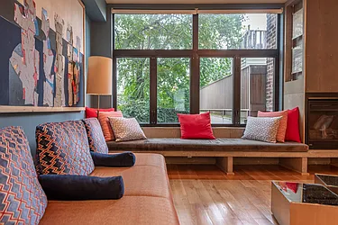 Rented by Rove Travel LLC