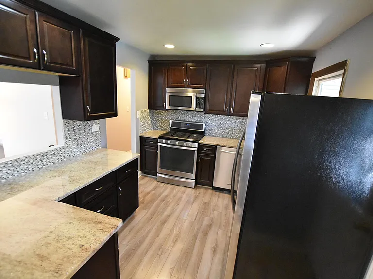 7852 Sprucewood Ave — Photo 14