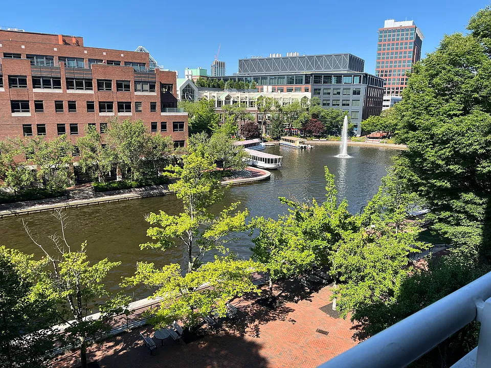 6 Canal Park #402