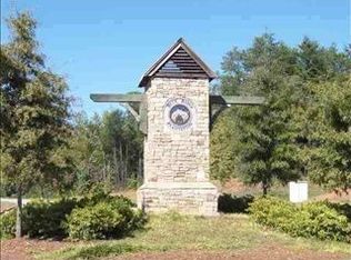 133 Bur Oak Dr, Taylors, SC 29687