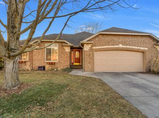 3867 S Hillsdale Ave, Springfield, MO 65807