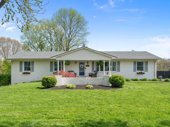 2038 Williamsburg Rd, Lexington, KY 40504