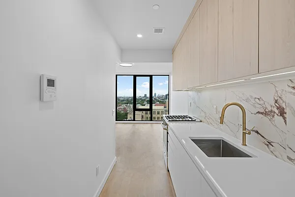 Rented by Nest Seekers International | media 7